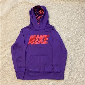 Girls medium therma-fit Nike hoodie